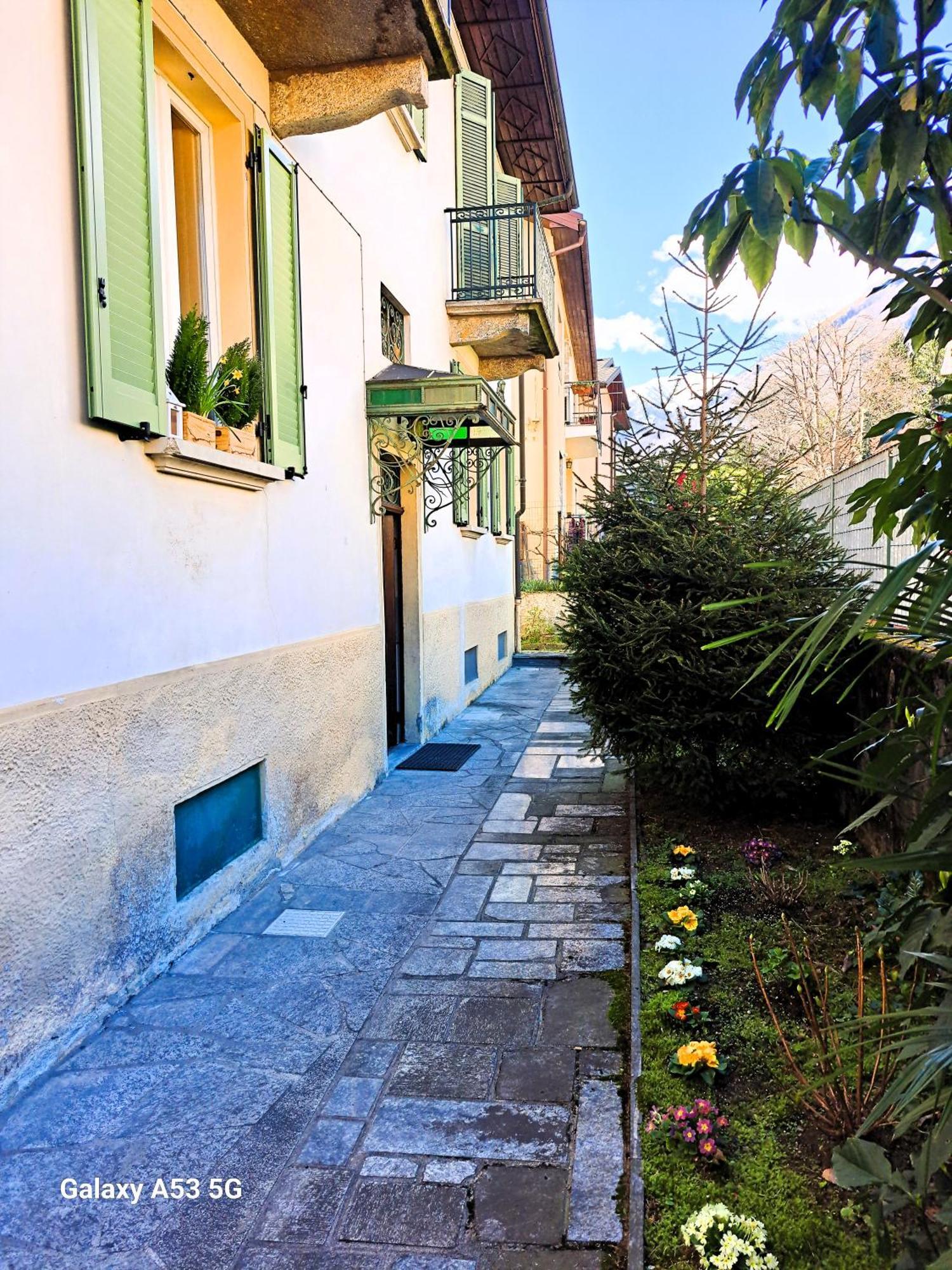 Domus Mea Apartamento Domodossola Exterior foto
